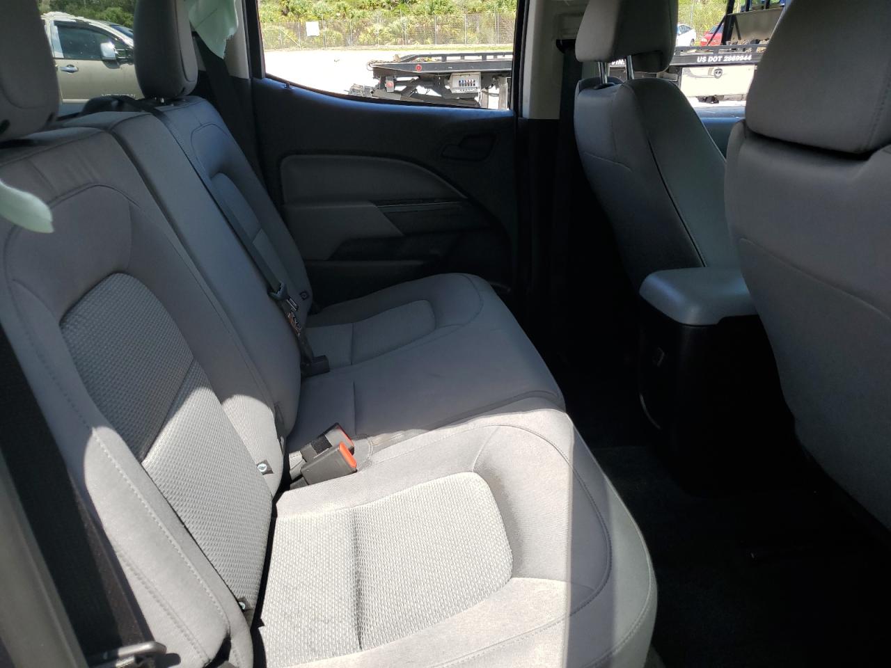 1GCGTBEN5J1215021 2018 Chevrolet Colorado