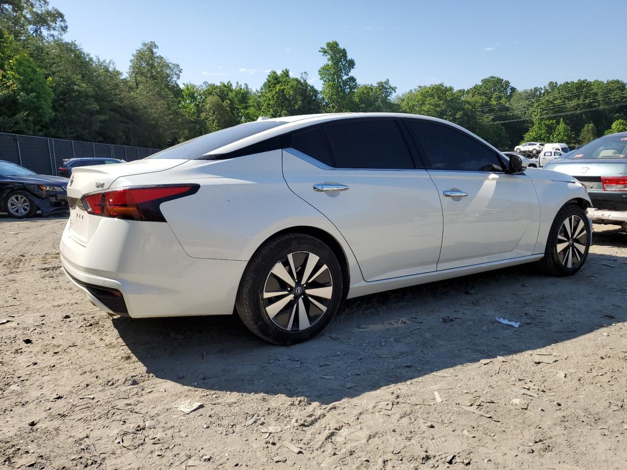 1N4BL4DV1KC152907 NISSAN ALTIMA 2019