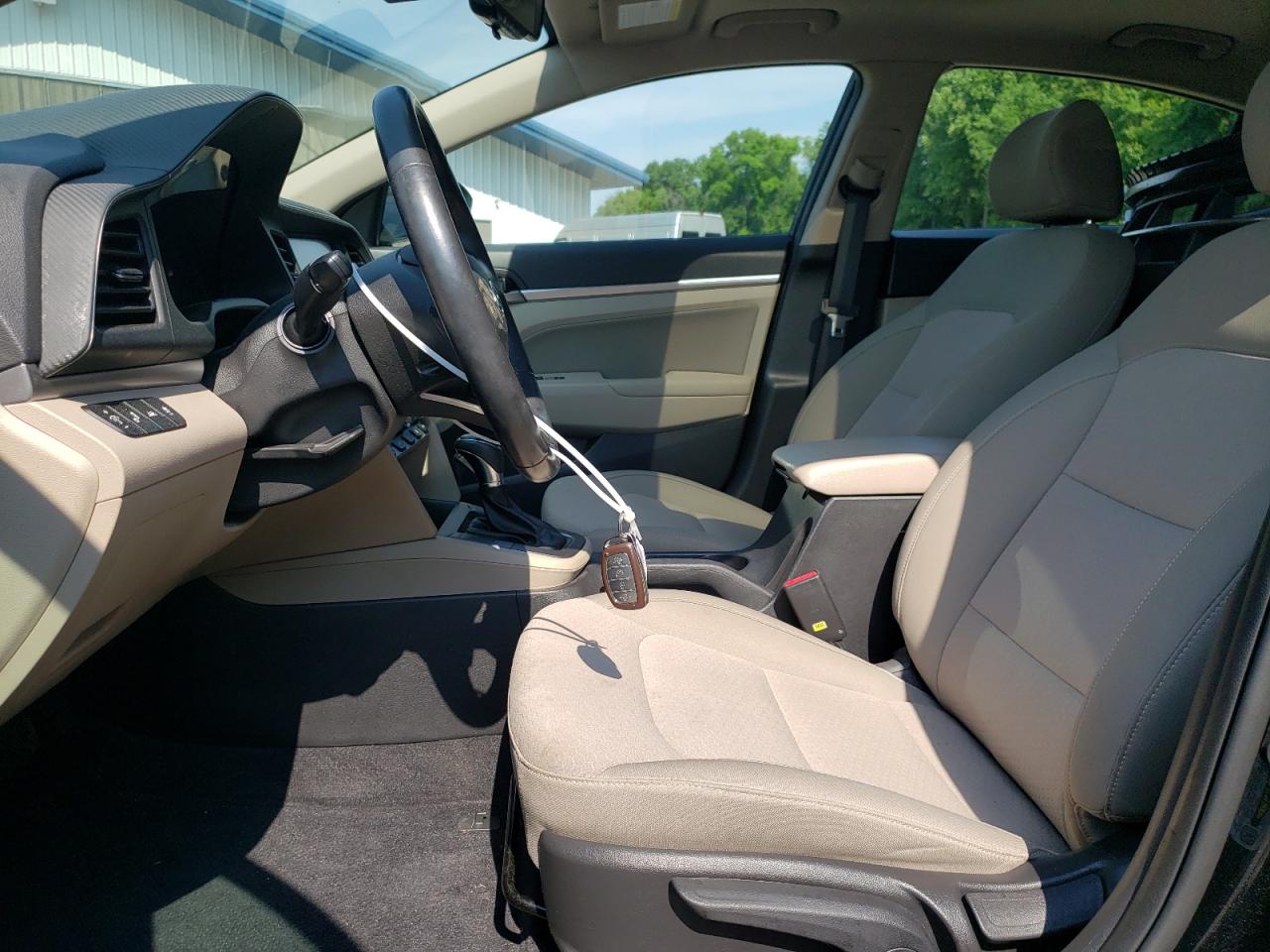 KMHD84LF0KU874471 2019 Hyundai Elantra Sel