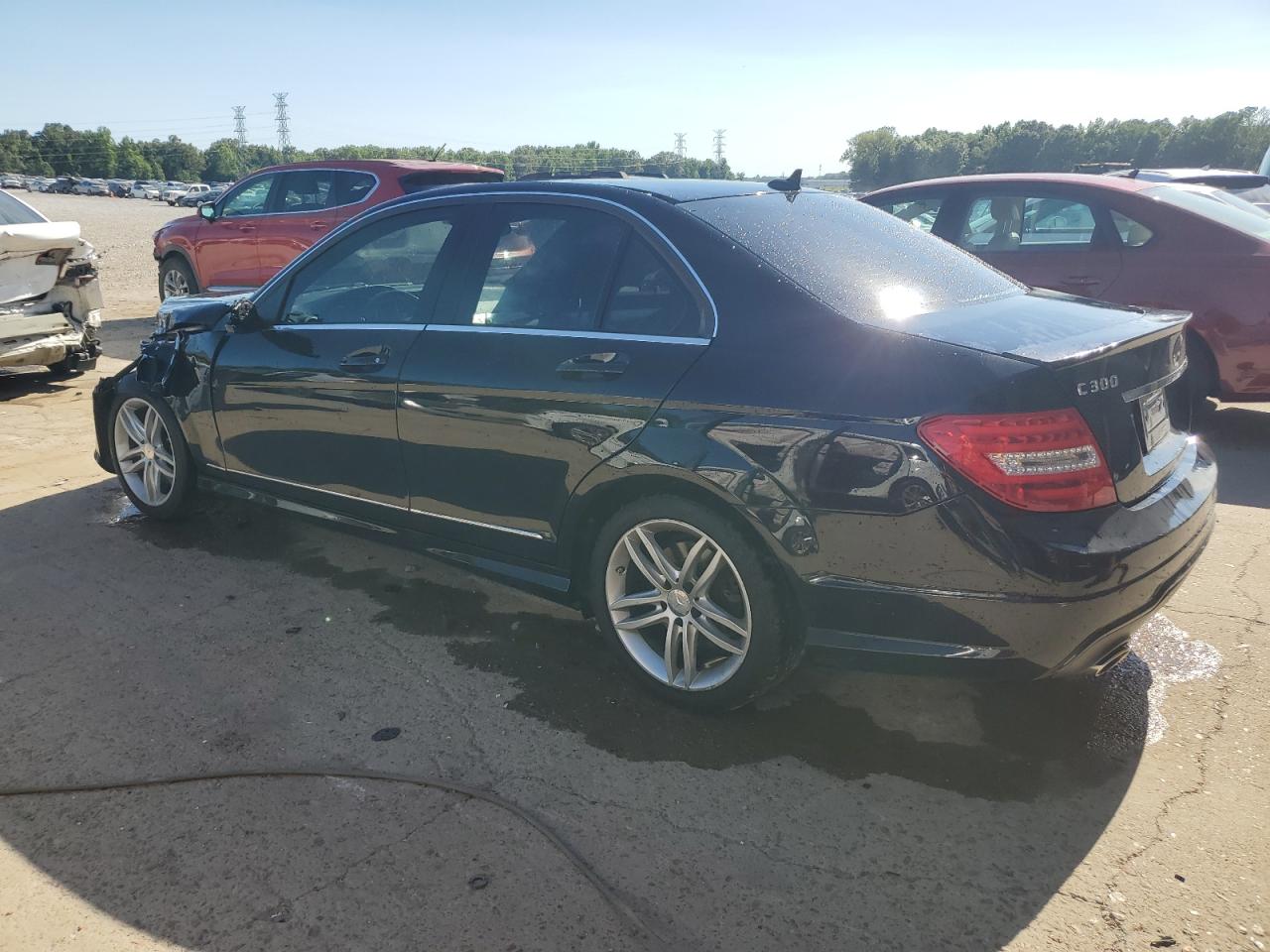 2014 Mercedes-Benz C 300 4Matic vin: WDDGF8AB2EG231353