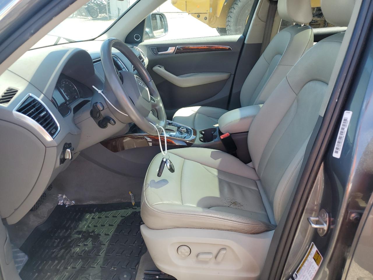 WA1LFAFP2CA042698 2012 Audi Q5 Premium Plus