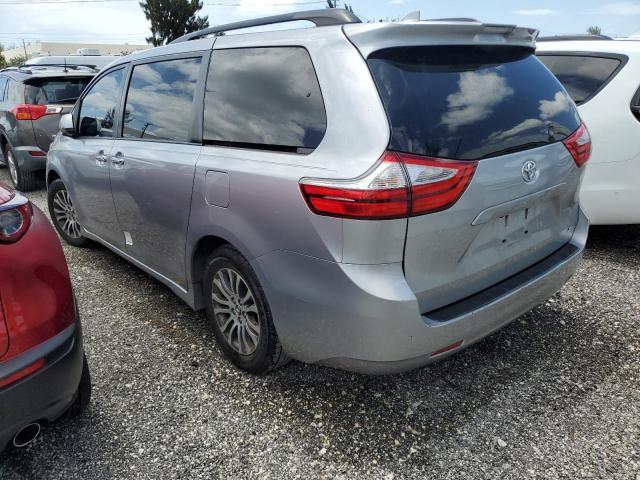 VIN 5TDYZ3DC8JS964276 2018 Toyota Sienna, Xle no.2