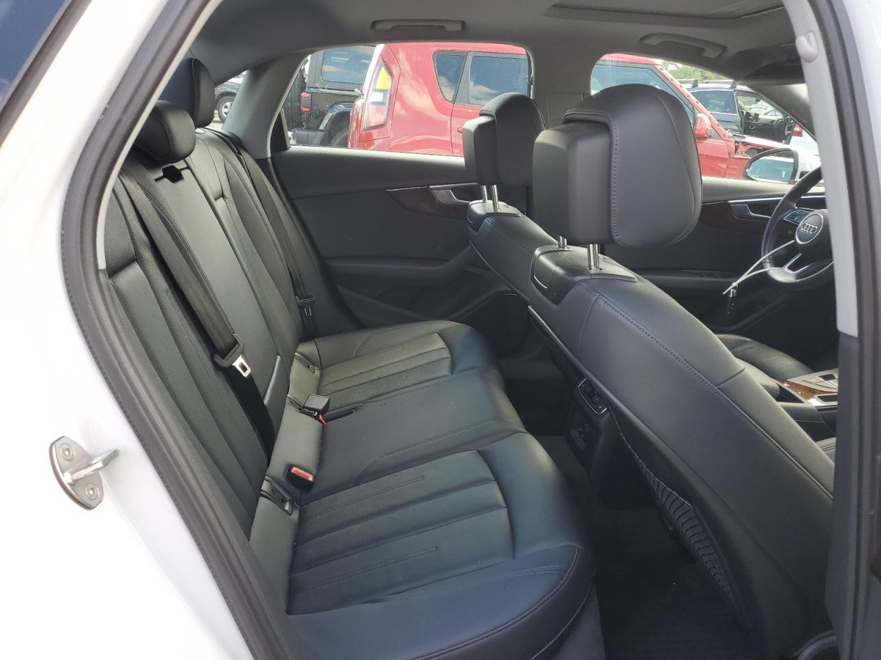 WAUENAF44JA124367 2018 Audi A4 Premium Plus