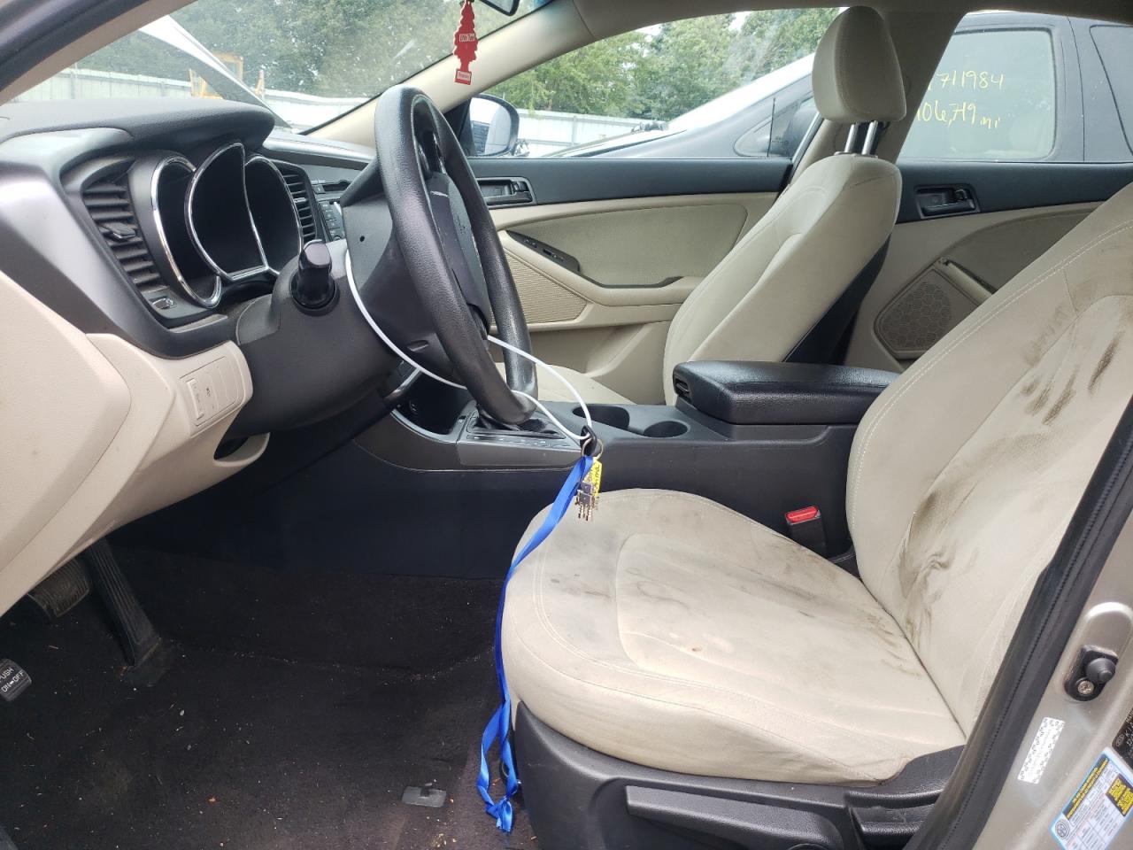 KNAGM4A75B5084132 2011 Kia Optima Lx