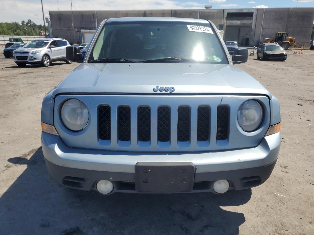 2013 Jeep Patriot Latitude vin: 1C4NJPFB9DD192537