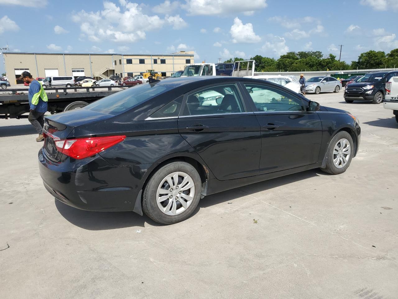 5NPEB4AC7BH170989 2011 Hyundai Sonata Gls