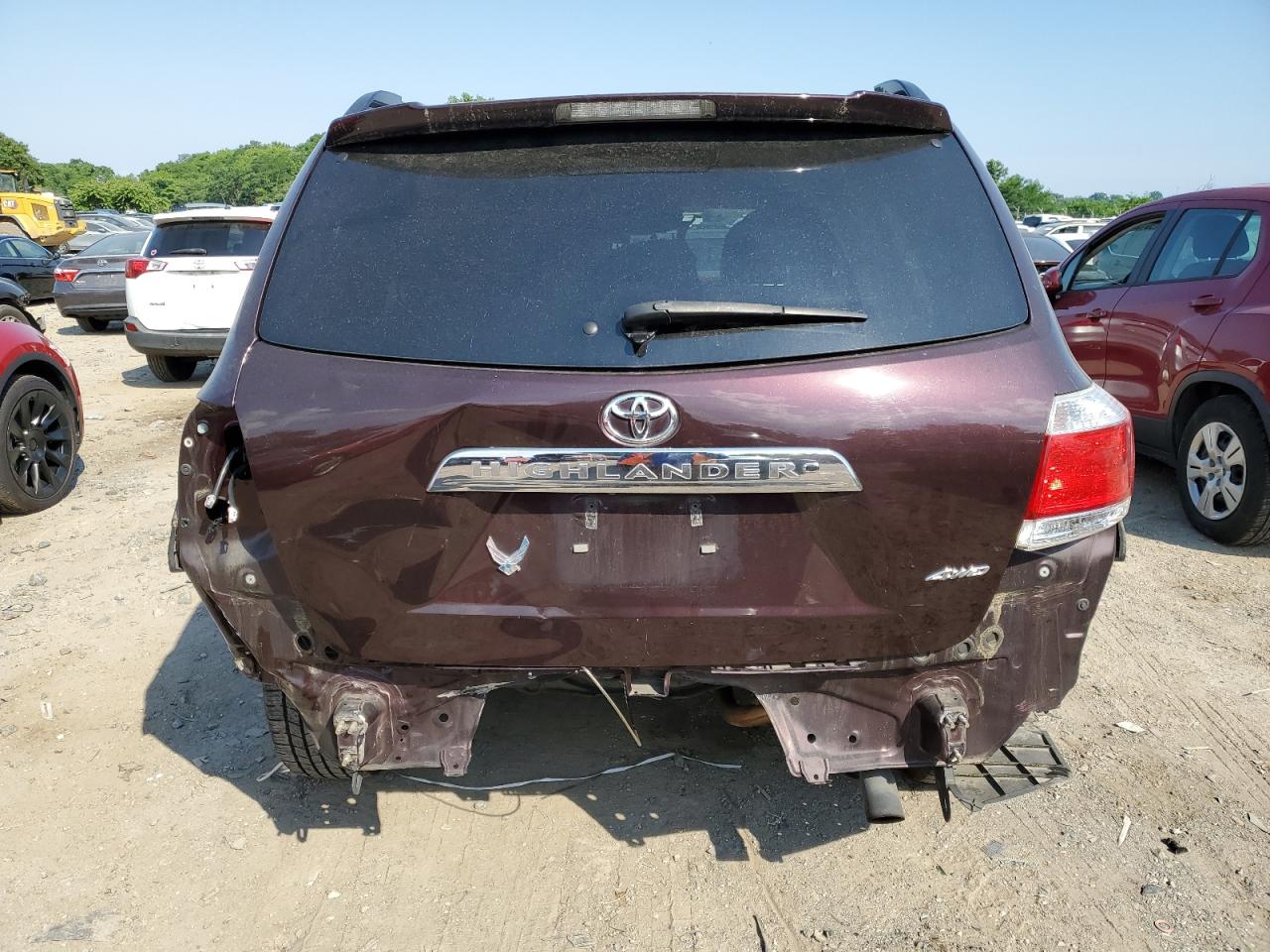 5TDBK3EH3DS237748 2013 Toyota Highlander Base