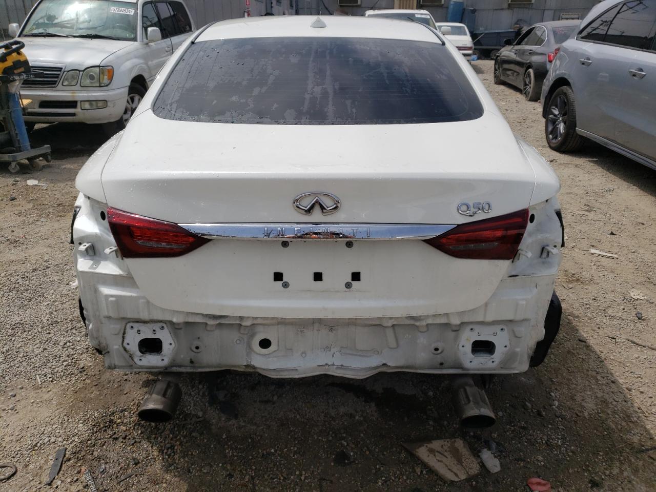 JN1EV7AP0JM350852 2018 Infiniti Q50 Luxe