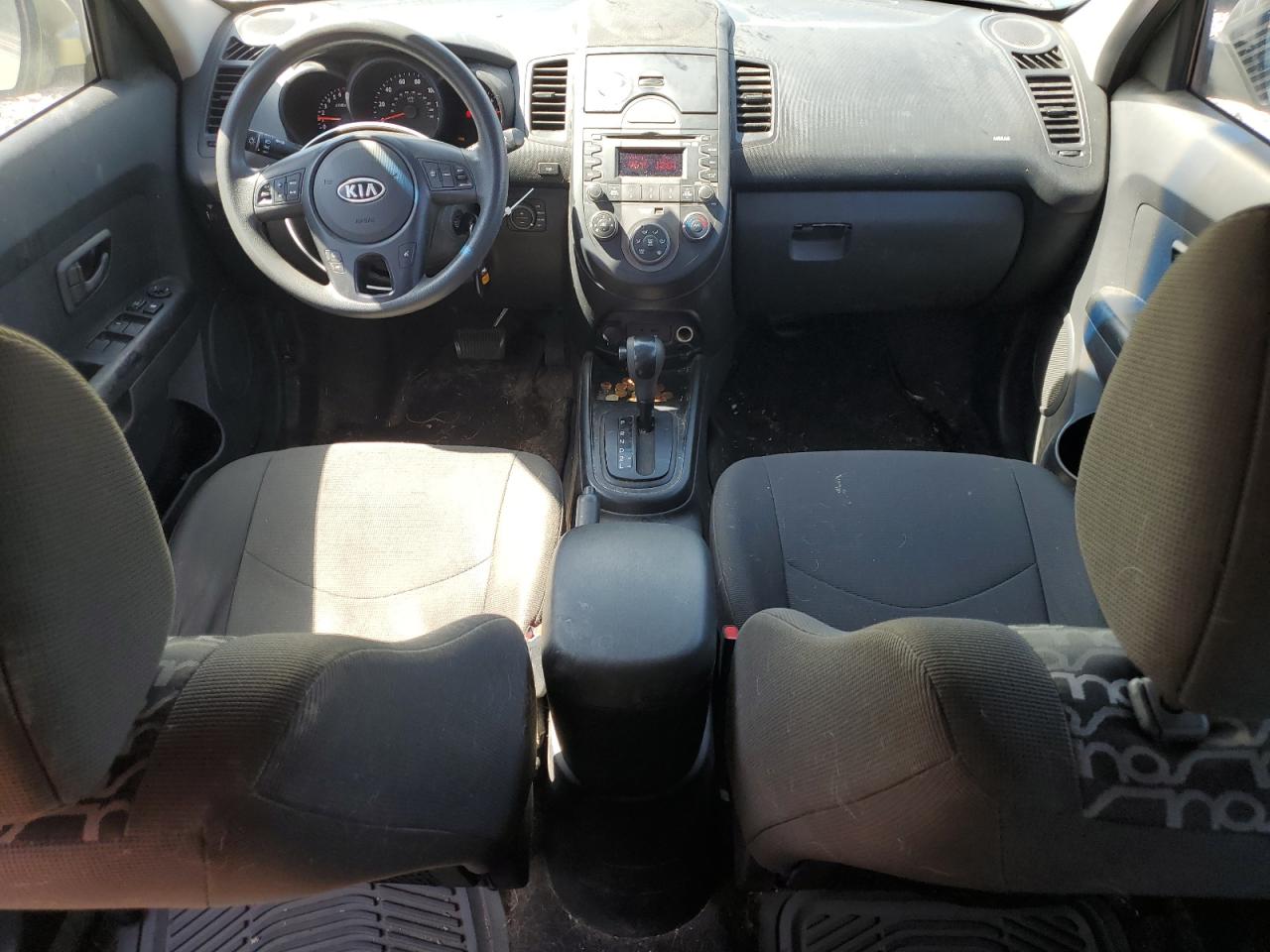KNDJT2A2XA7029649 2010 Kia Soul +
