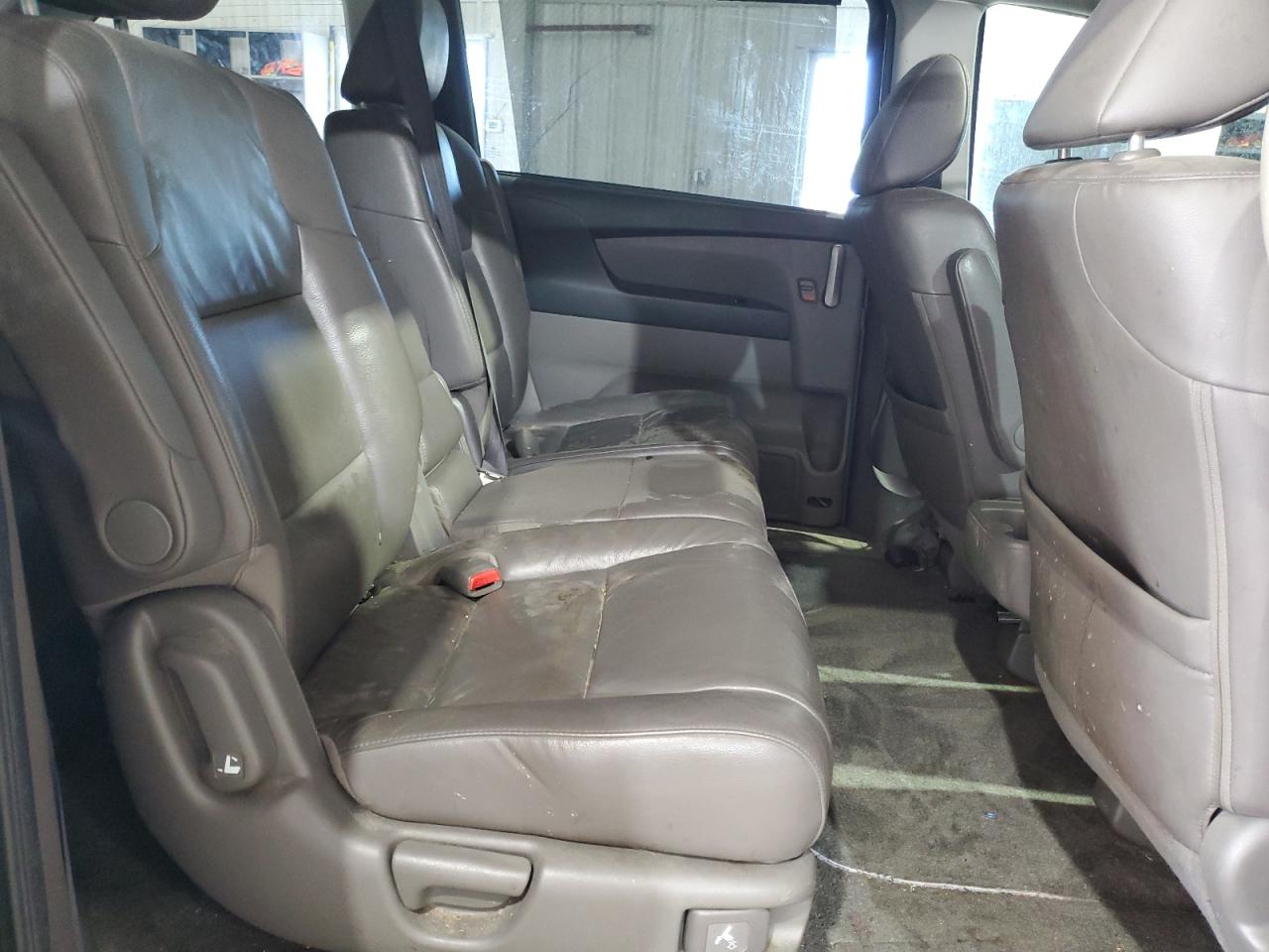 5FNRL5H65BB035724 2011 Honda Odyssey Exl