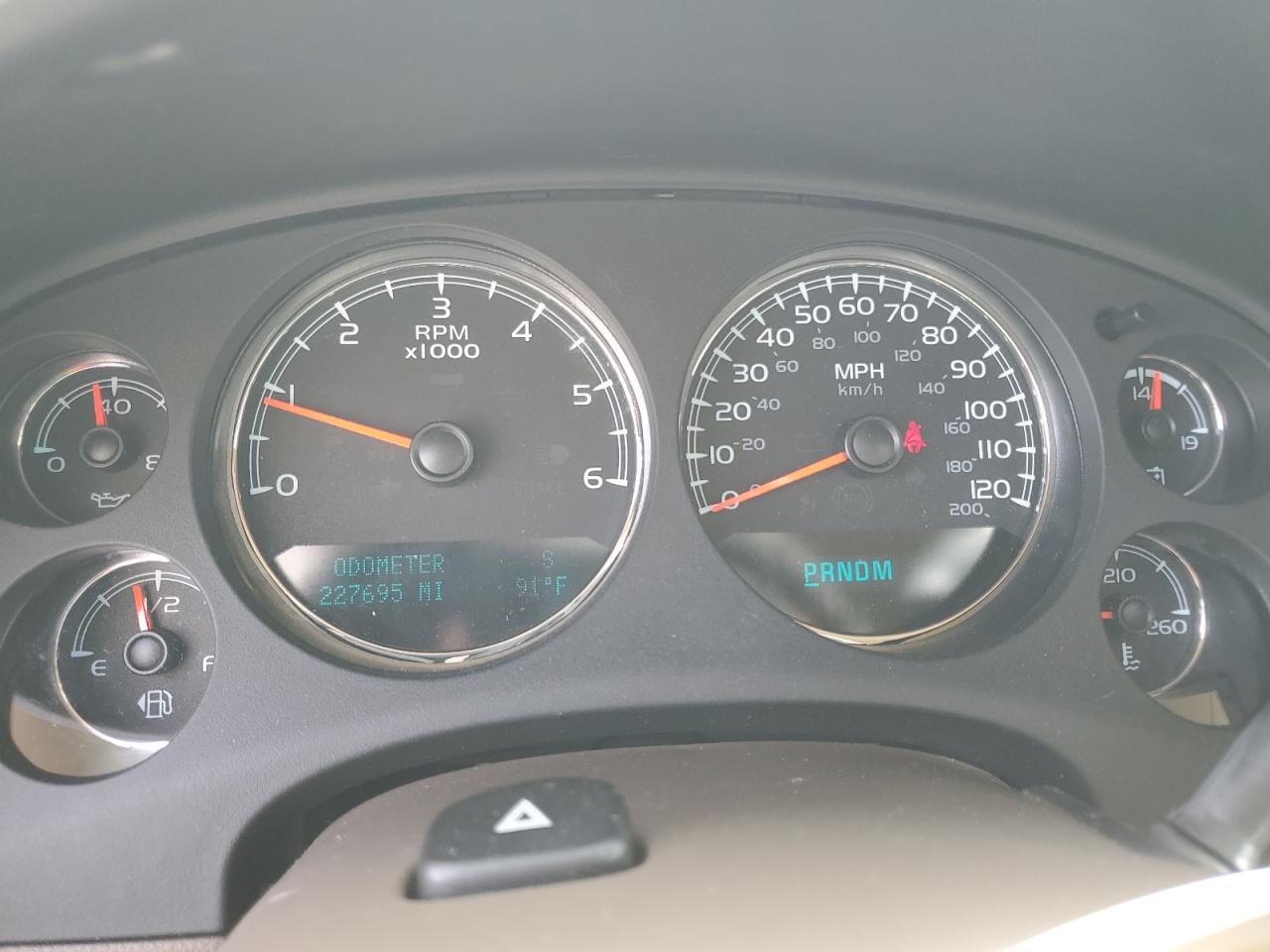 1GNSKBE08DR343039 2013 Chevrolet Tahoe K1500 Lt