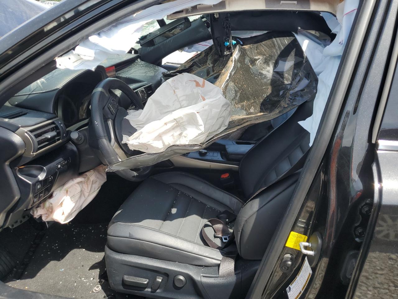 JTHBA1D27K5093305 2019 Lexus Is 300