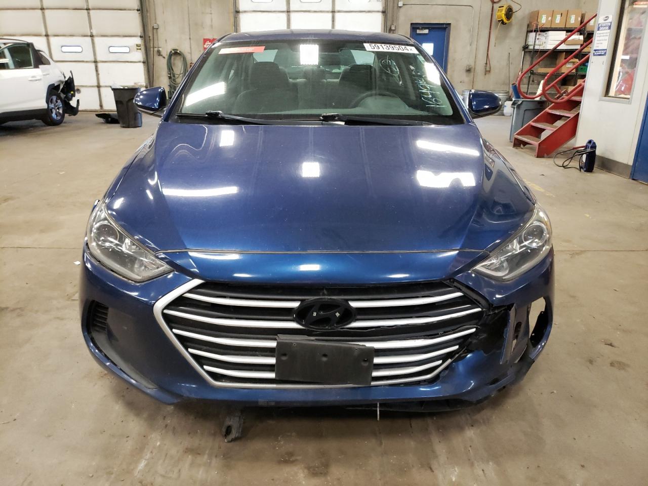 2017 Hyundai Elantra Se vin: 5NPD74LF0HH164948