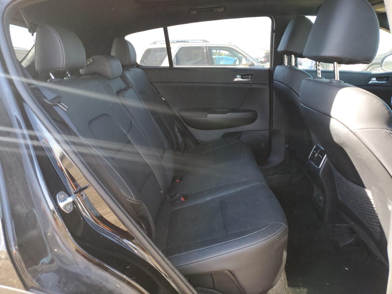 KNDP6CAC0L7840380 2020 Kia Sportage S