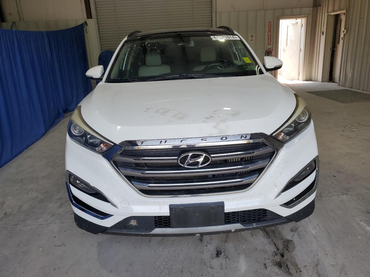 2016 Hyundai Tucson Limited vin: KM8J3CA21GU057819