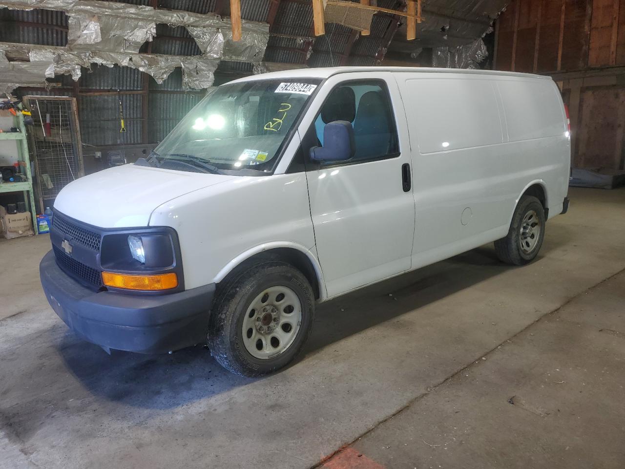 2014 Chevrolet Express G1500 vin: 1GCSGAFXXE1108853