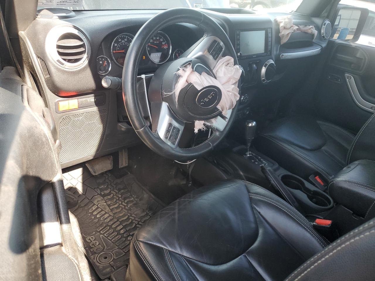 1C4HJWCGXFL575256 2015 Jeep Wrangler Rubicon