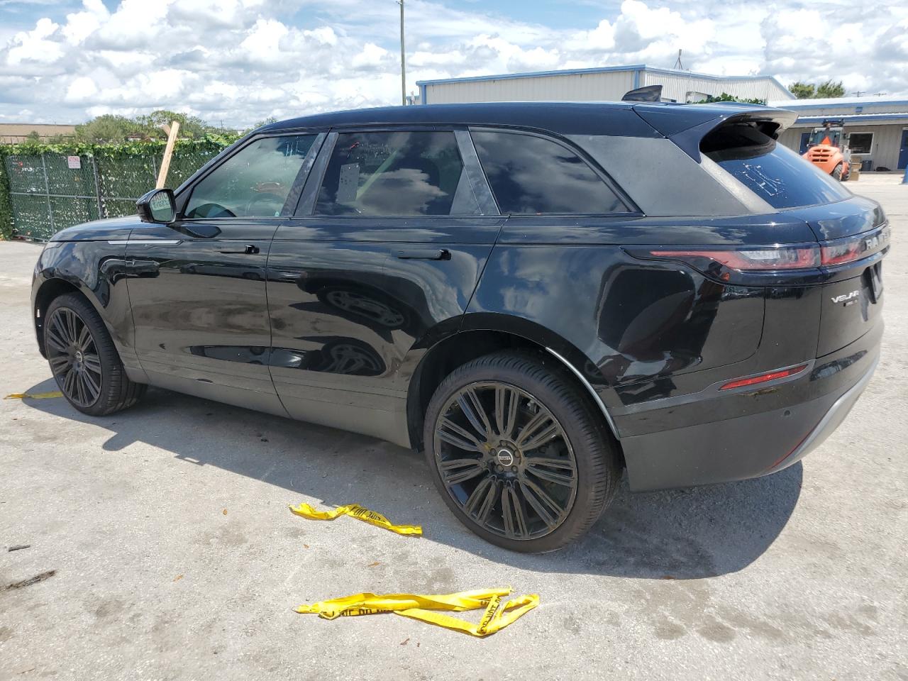 SALYB2RN6JA717028 2018 Land Rover Range Rover Velar S