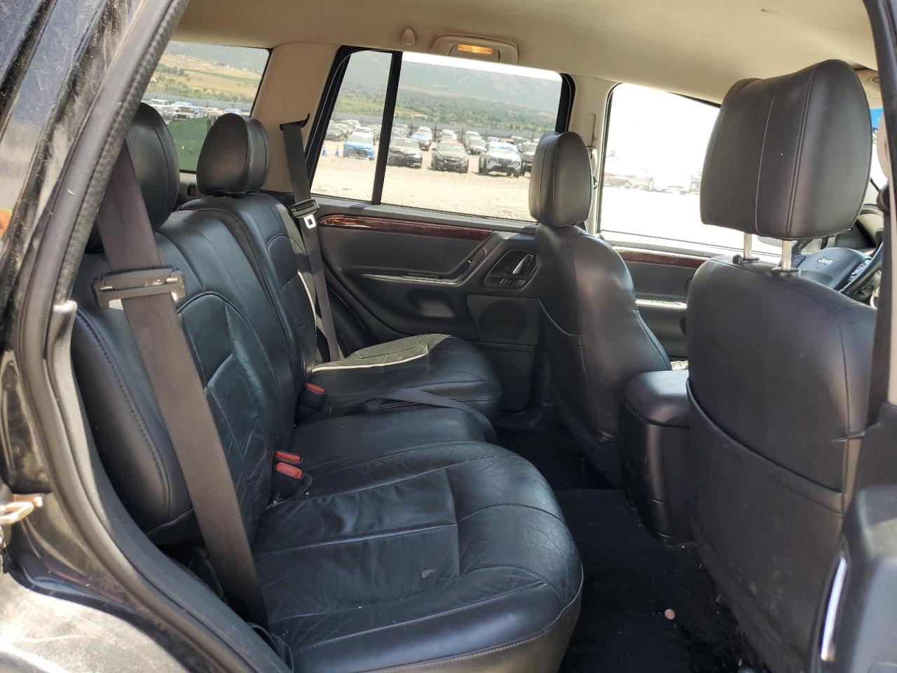 1J4GW58N94C145627 2004 Jeep Grand Cherokee Limited