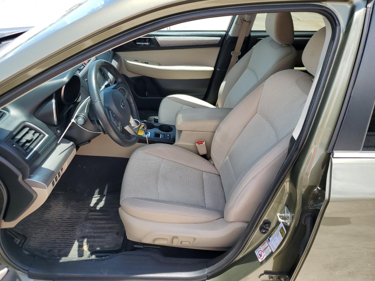 4S4BSAFC8G3306751 2016 Subaru Outback 2.5I Premium