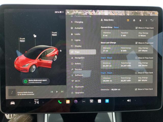 5YJ3E1EB3JF083778 2018 Tesla Model 3