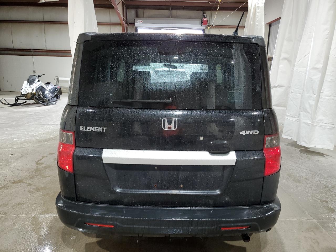 5J6YH2H37AL006216 2010 Honda Element Lx