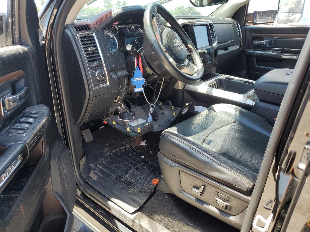 3C6UR5NL4GG132991 2016 Ram 2500 Laramie