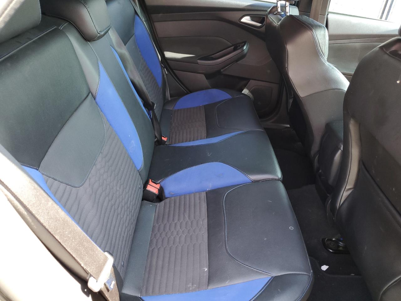 1FADP3L94FL208002 2015 Ford Focus St