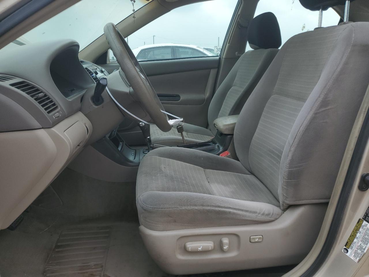 4T1BE32K35U515130 2005 Toyota Camry Le