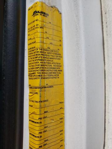 2000 Ford Econoline E450 Super Duty Cutaway Van VIN: 1FDXE45S0YHB54900 Lot: 55197754