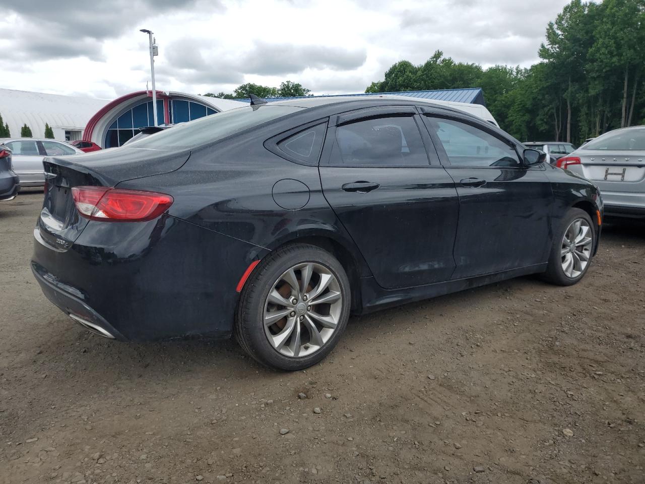 2015 Chrysler 200 S vin: 1C3CCCBG1FN588359