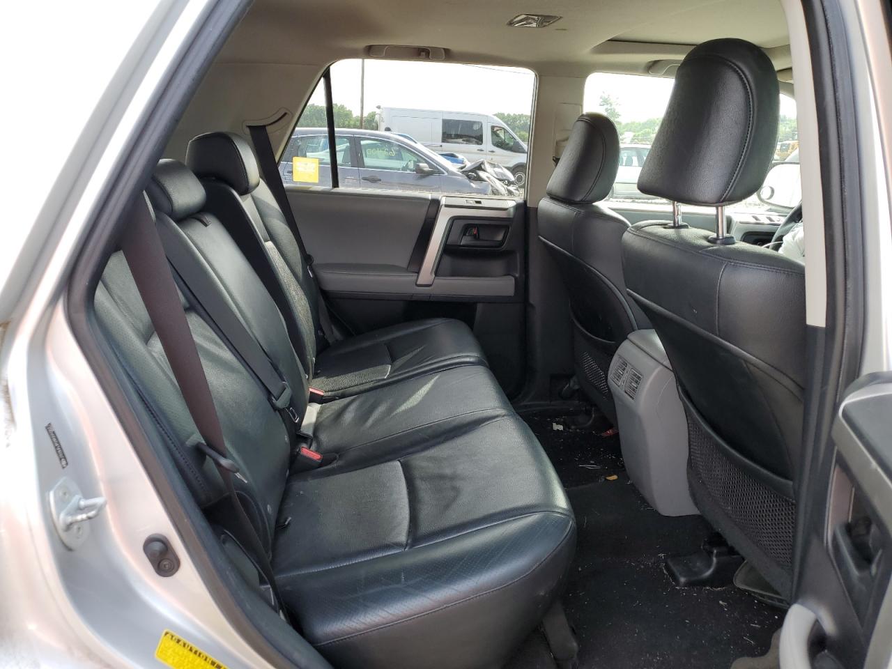 JTEBU5JR2A5010617 2010 Toyota 4Runner Sr5