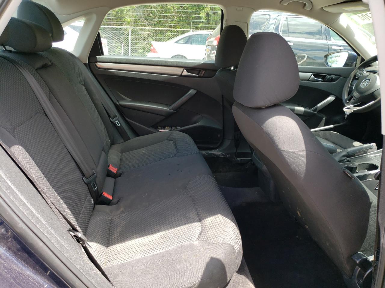 1VWAP7A35CC072829 2012 Volkswagen Passat S