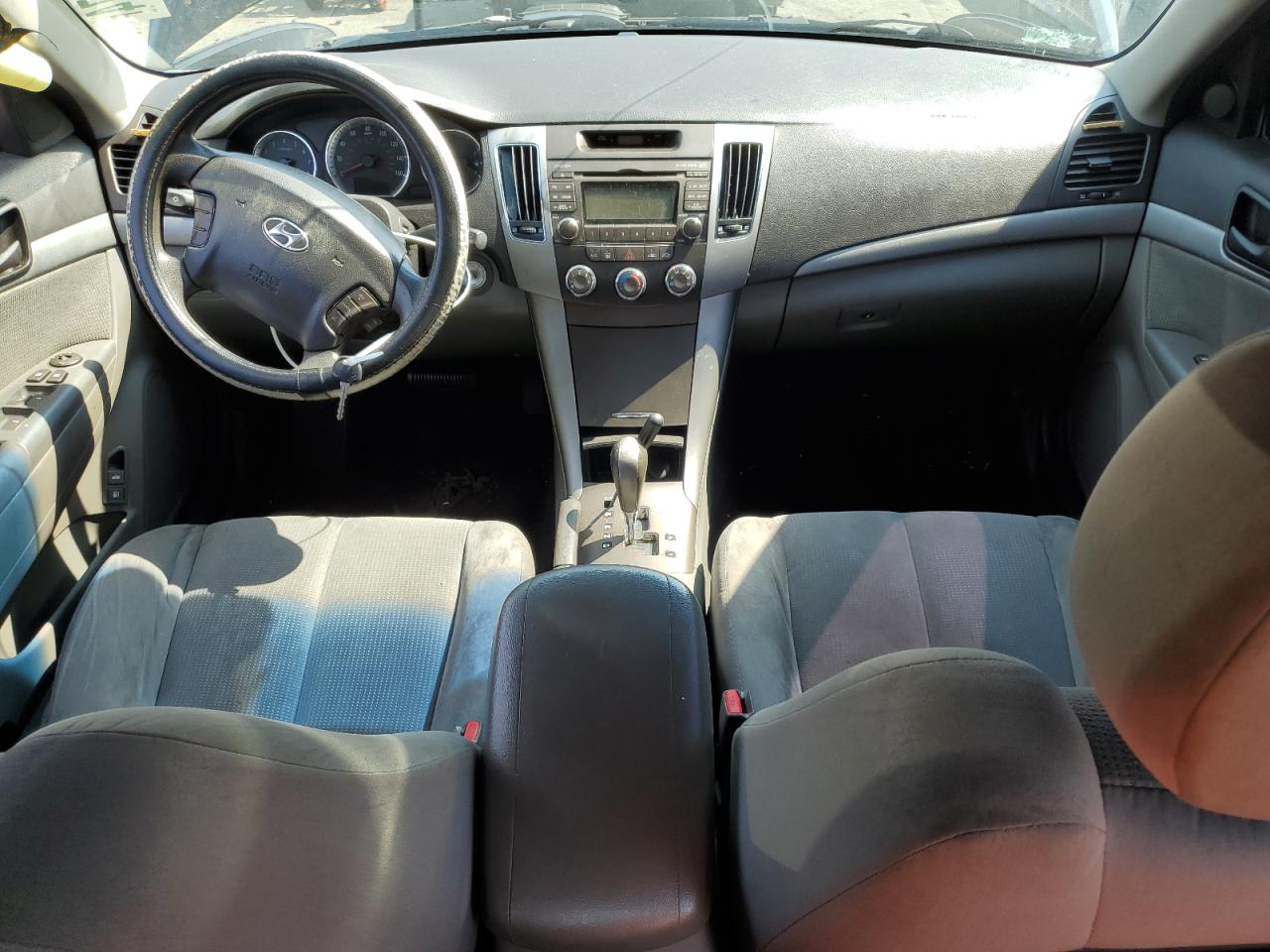 5NPET4AC3AH583861 2010 Hyundai Sonata Gls