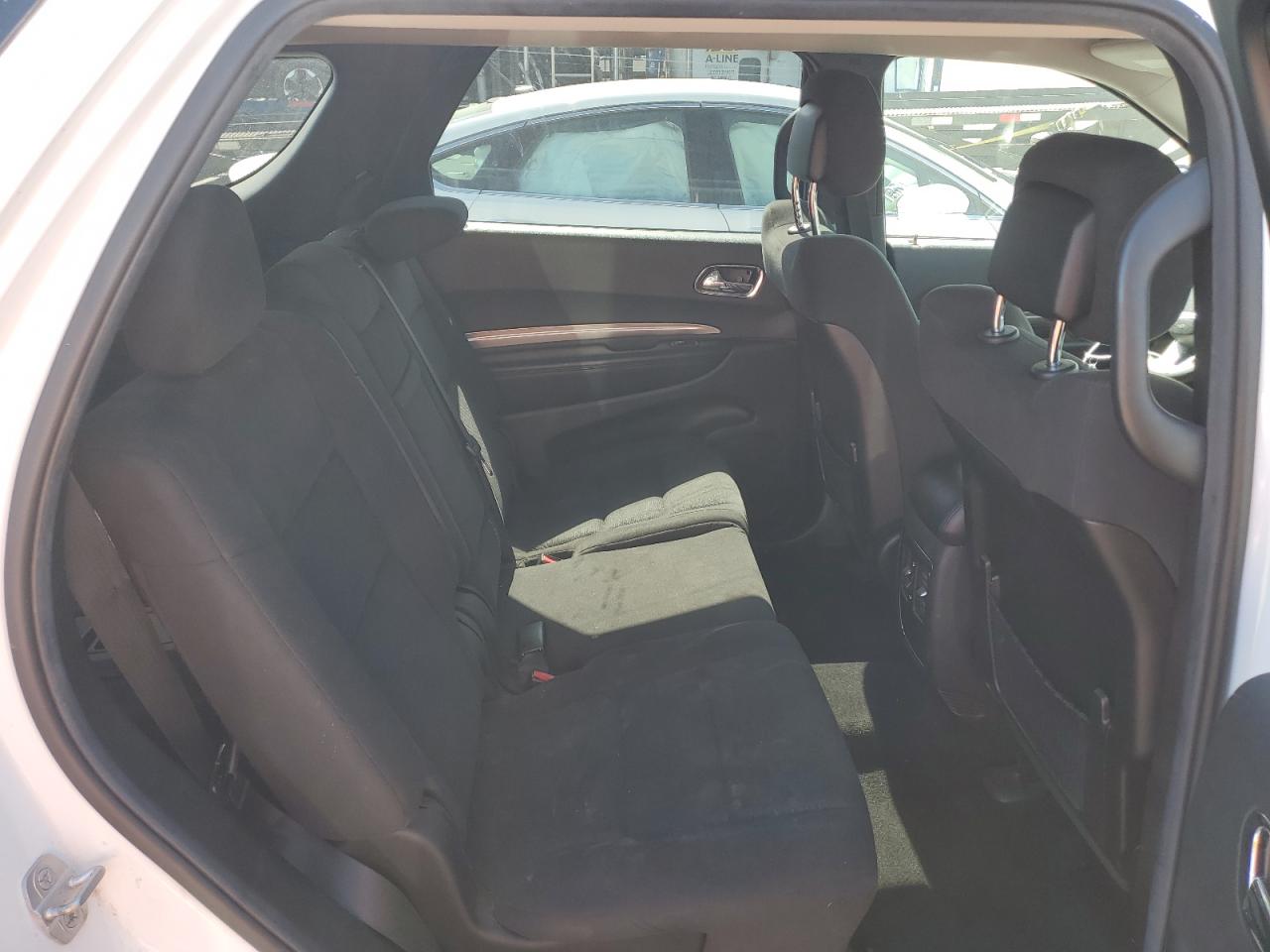 1C4RDJAG6EC323374 2014 Dodge Durango Sxt