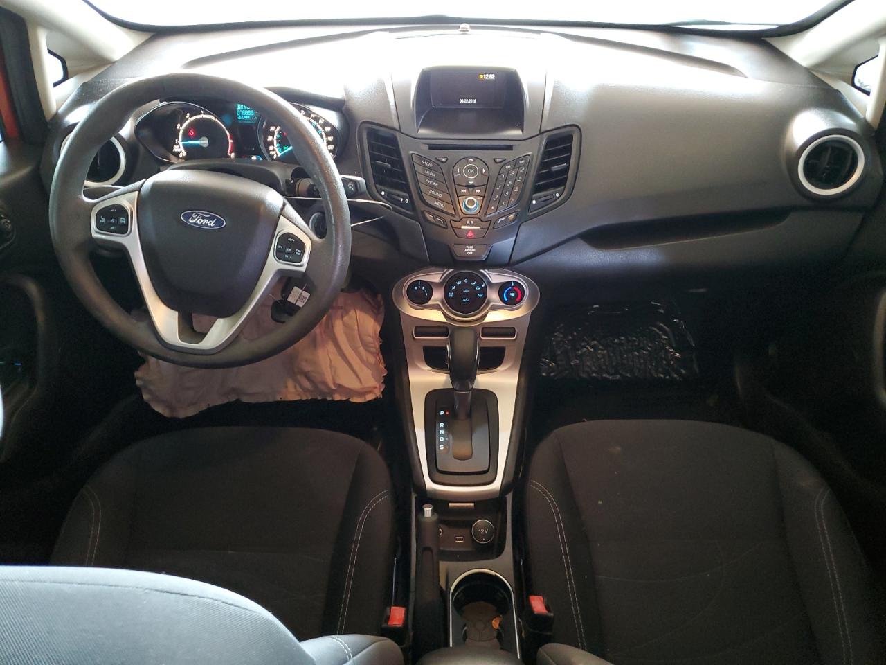 3FADP4BJ6KM163946 2019 Ford Fiesta Se