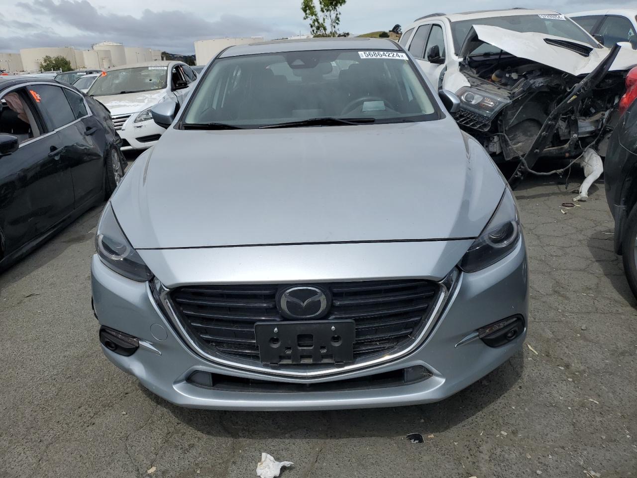 3MZBN1M37JM267345 2018 Mazda 3 Grand Touring