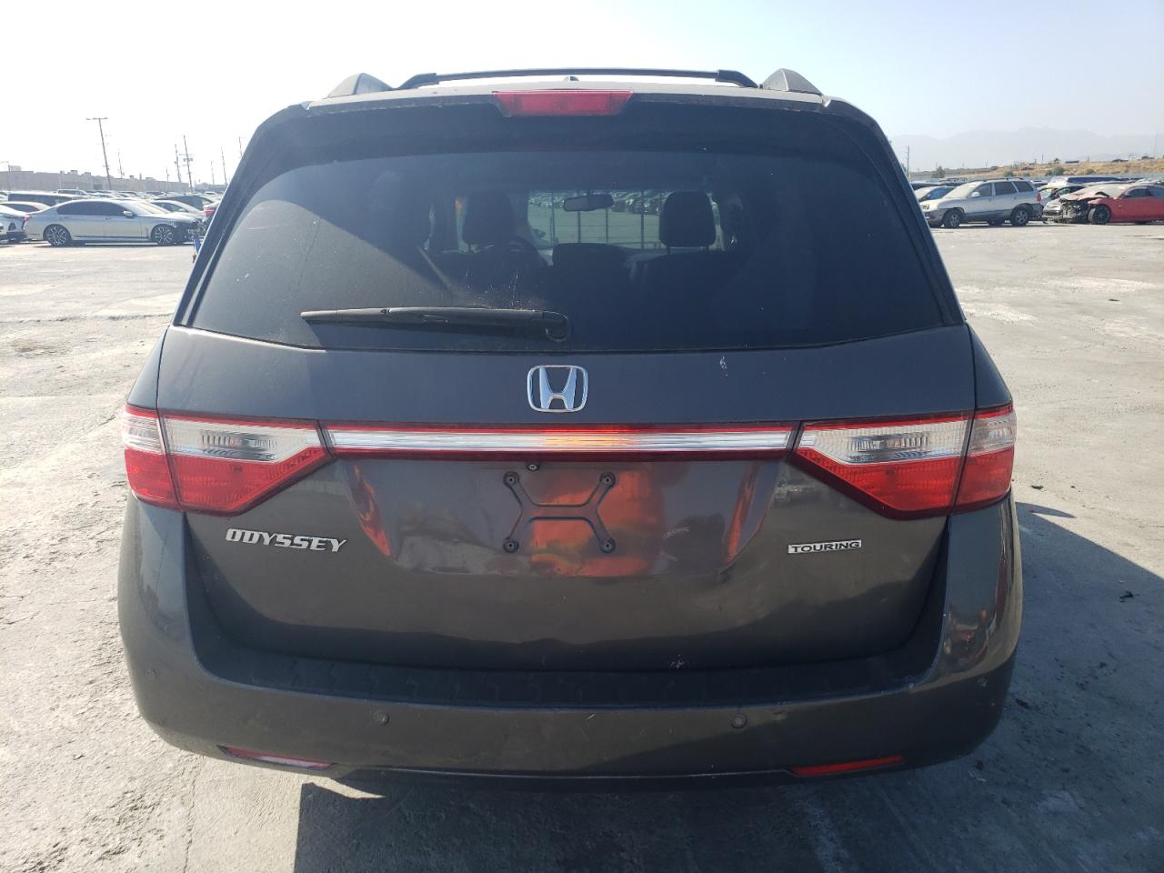 5FNRL5H96BB031899 2011 Honda Odyssey Touring