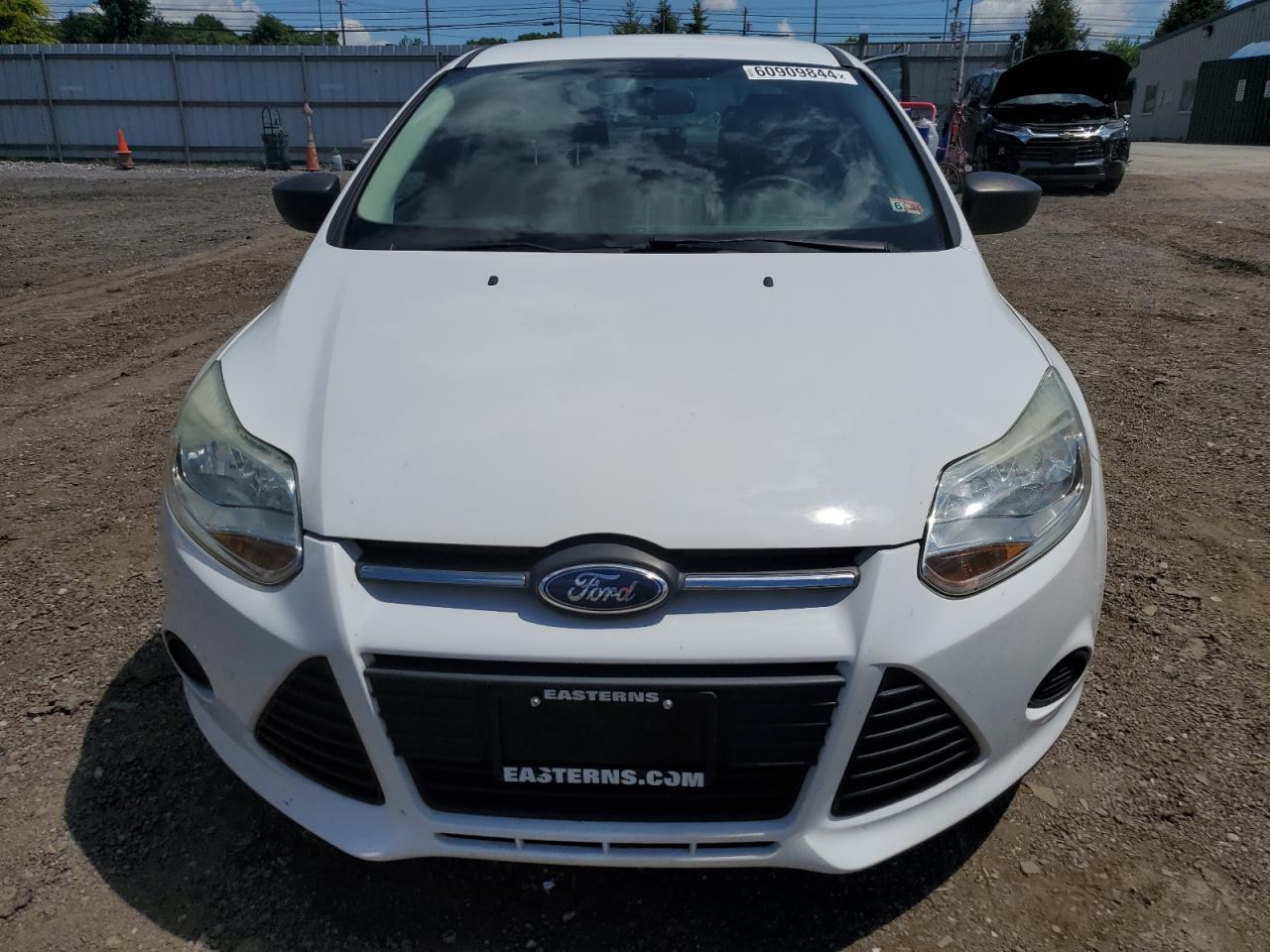 2014 Ford Focus S vin: 1FADP3E2XEL383028