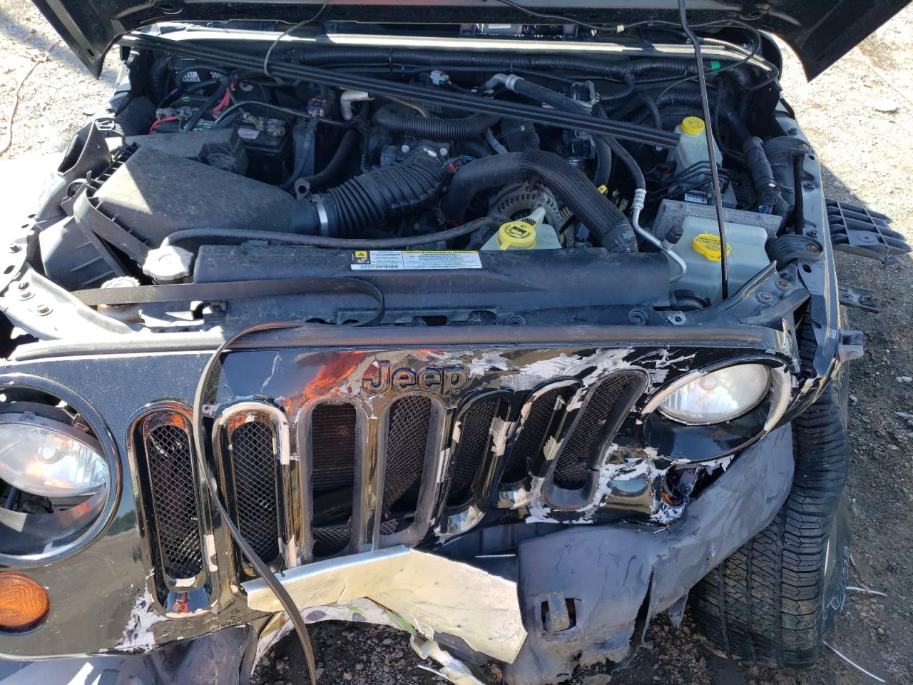 1J4BA3H13AL212082 2010 Jeep Wrangler Unlimited Sport