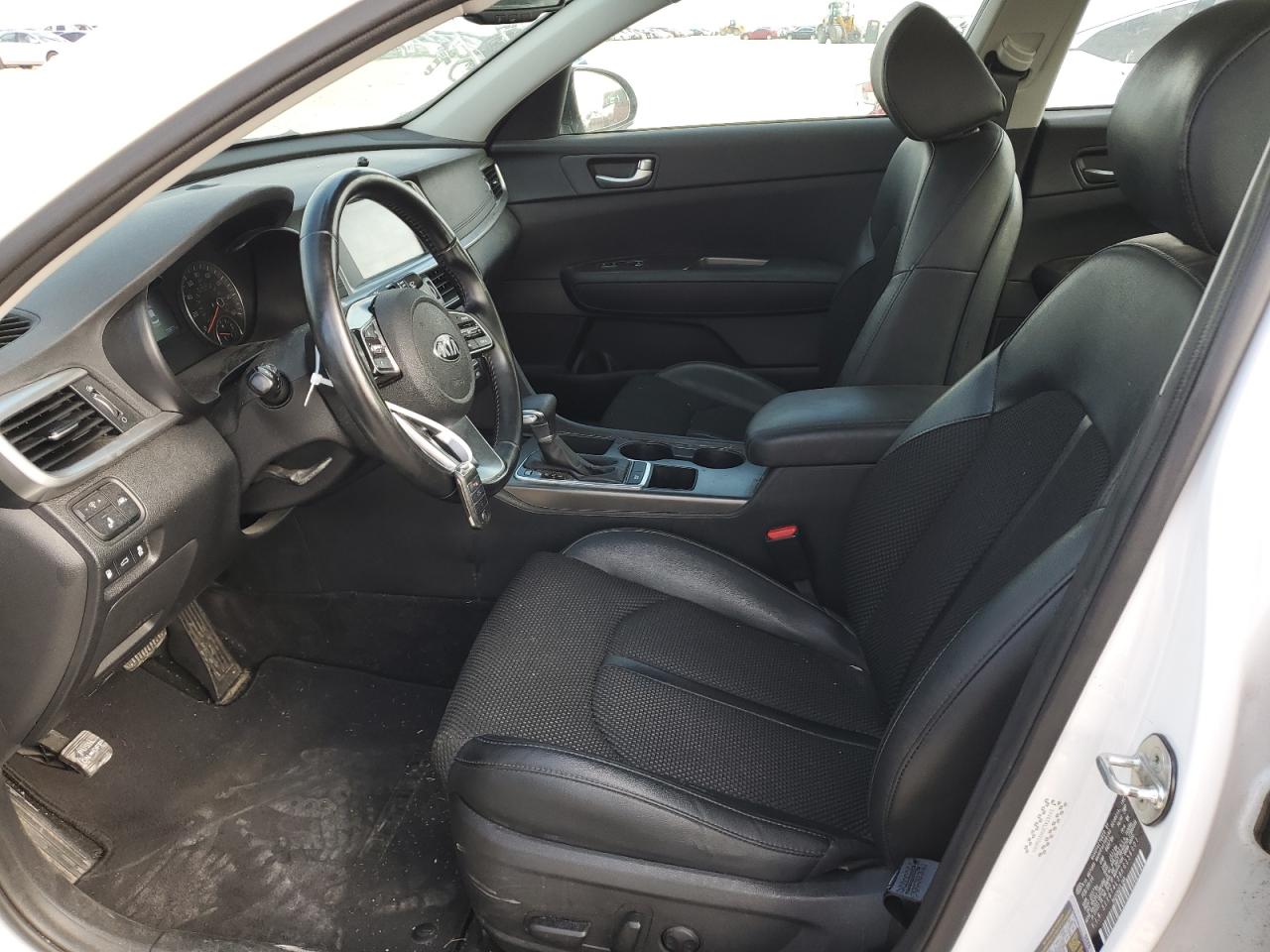 5XXGT4L39KG356001 2019 Kia Optima Lx