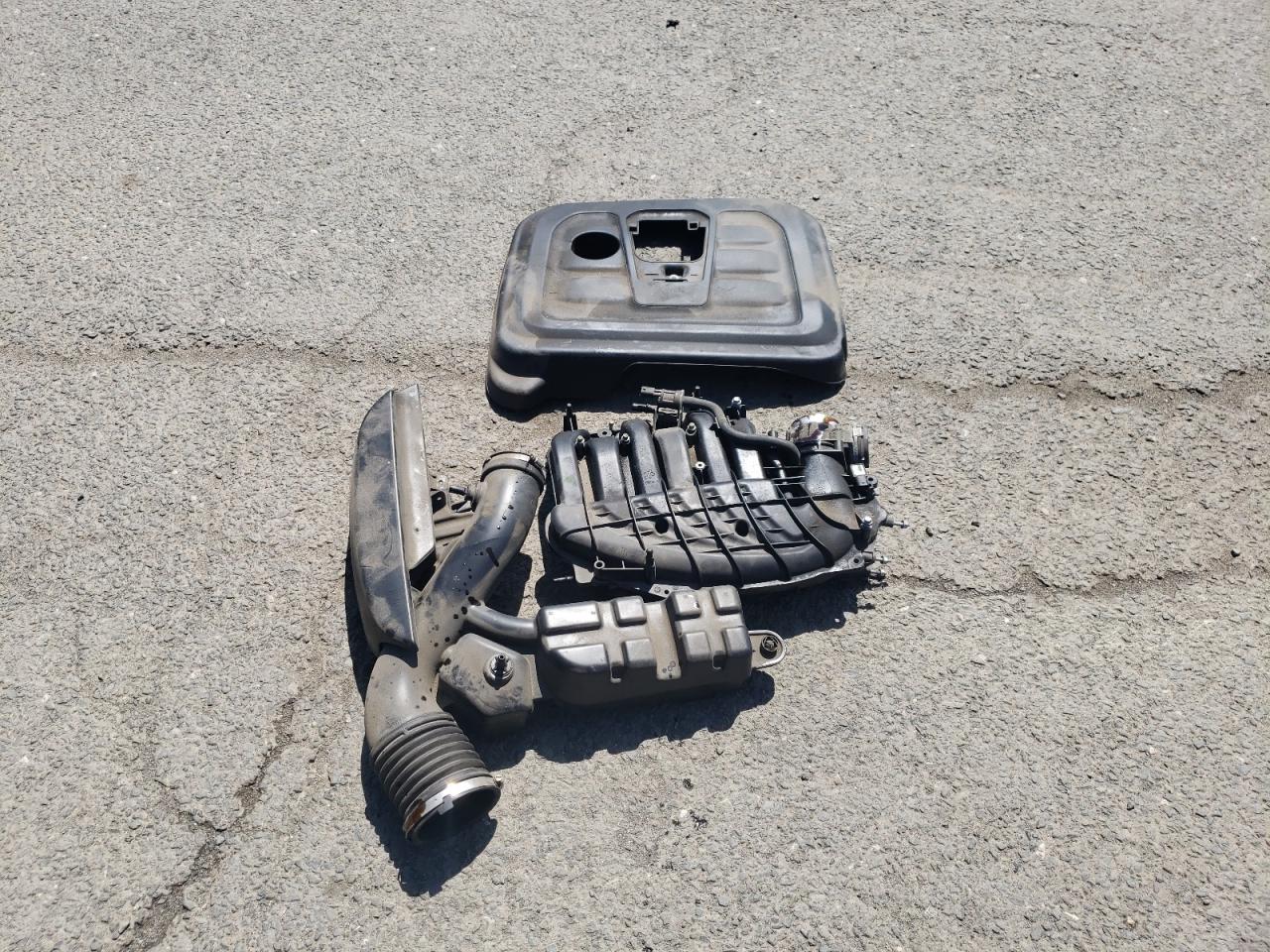 1C4RDJAG5JC330908 2018 Dodge Durango Sxt