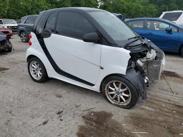 VIN WMEEJ9AA4GK845514 2016 Smart Fortwo no.4