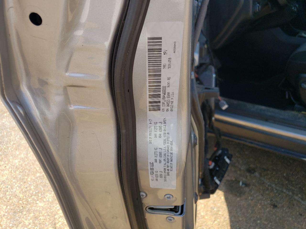 1C4PJLAB4HW666932 2017 Jeep Cherokee Sport