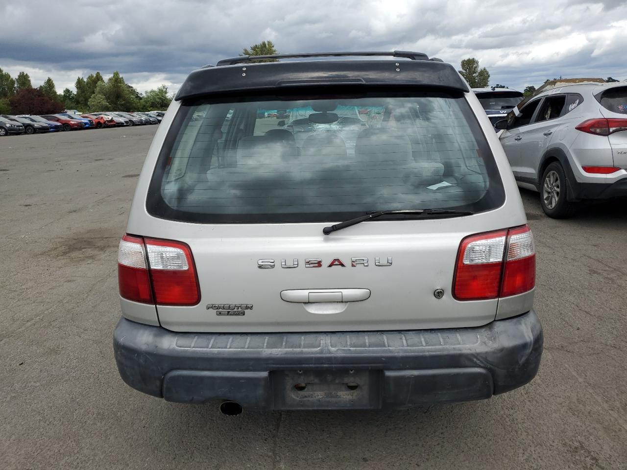 JF1SF63551H758300 2001 Subaru Forester L