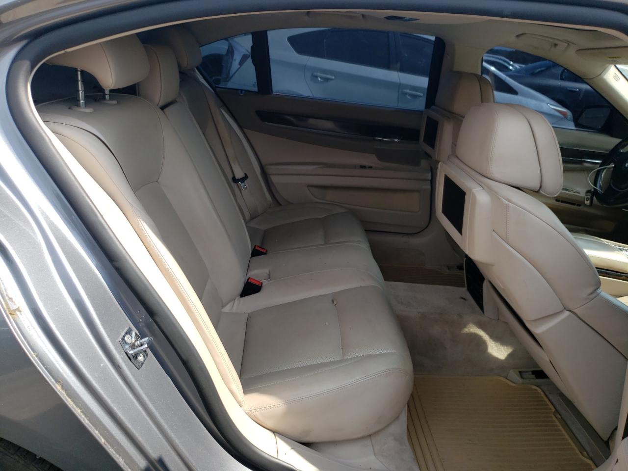 WBAKB83519CY60605 2009 BMW 750 Li