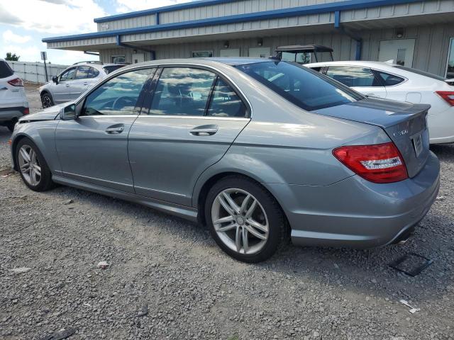 VIN WDDGF8AB0DA840846 2013 Mercedes-Benz C-Class, 3... no.2