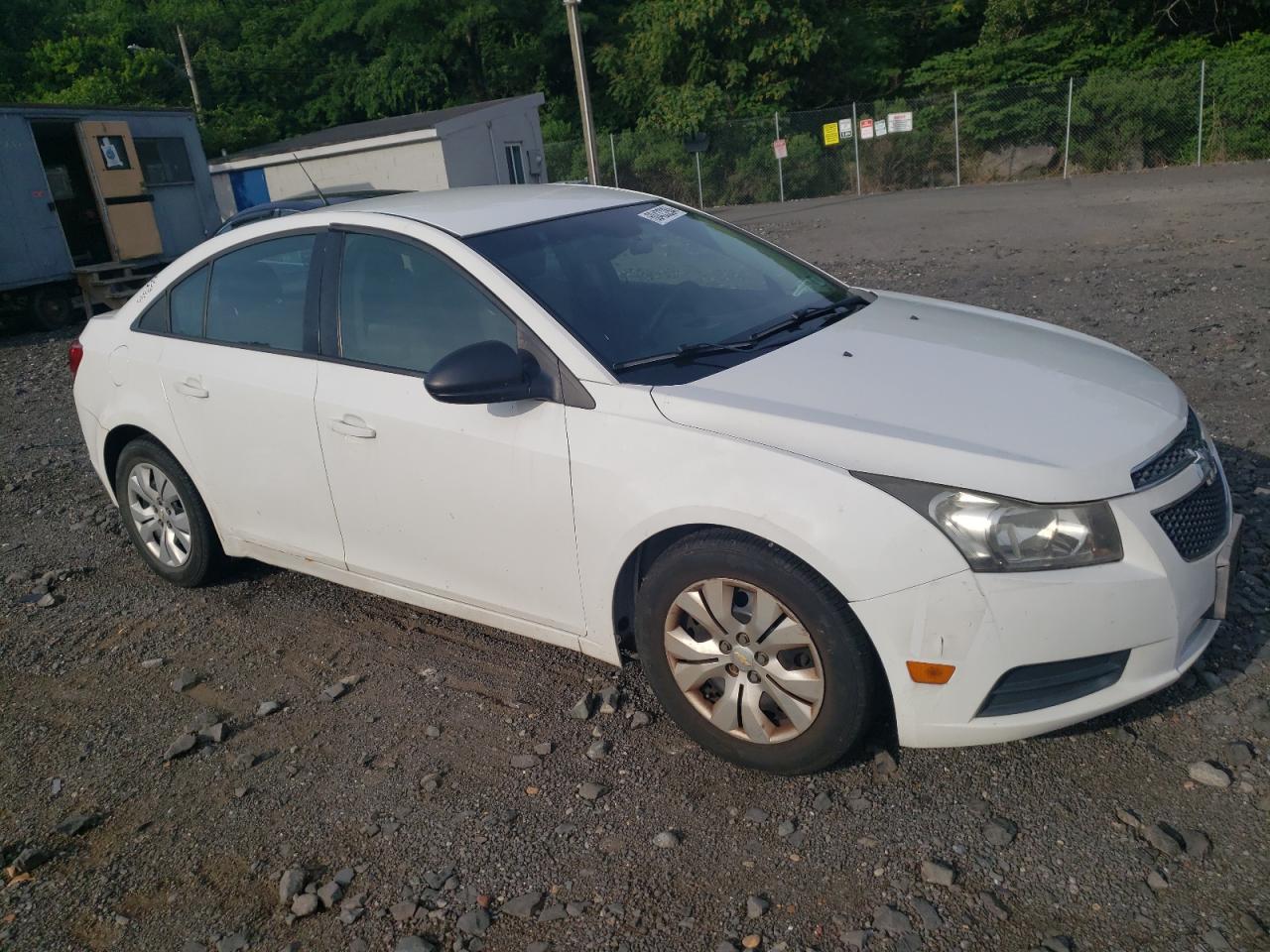 2014 Chevrolet Cruze Ls vin: 1G1PA5SG4E7207579