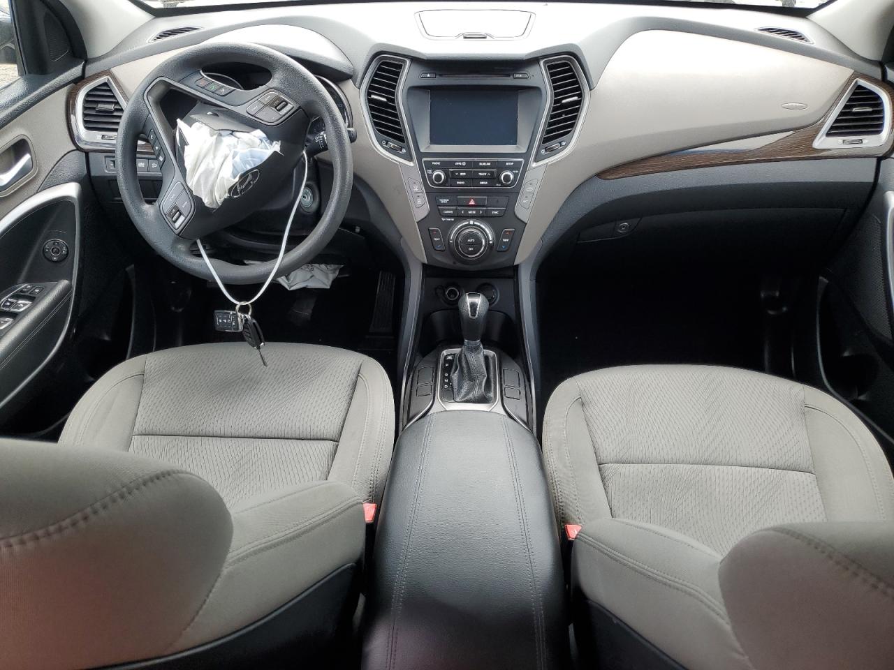 5NMZU3LB0HH045879 2017 Hyundai Santa Fe Sport