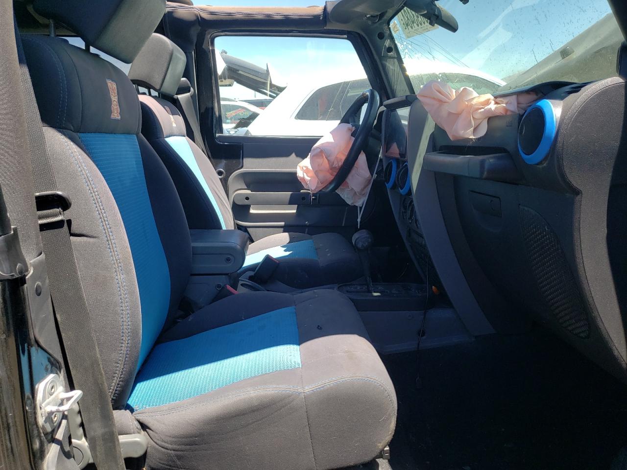 1J4AA2D11AL174010 2010 Jeep Wrangler Sport